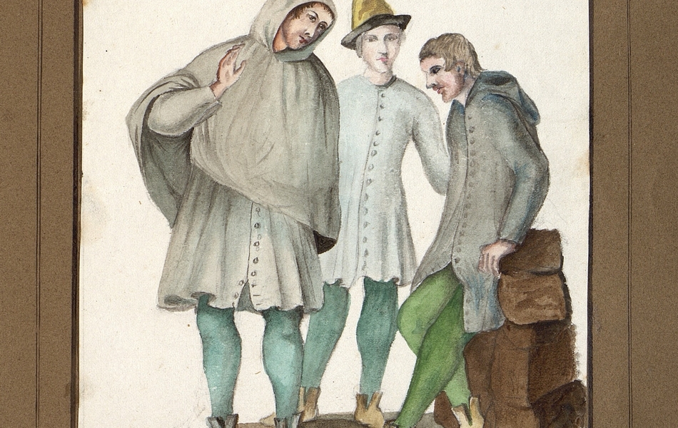 Groupe de trois hommes.  Ils portent des tuniques grises sur des collants verts et des chausses grises et marrons.  L'un d'eux a la tête couverte d'une capuche et un second porte un chapeau.