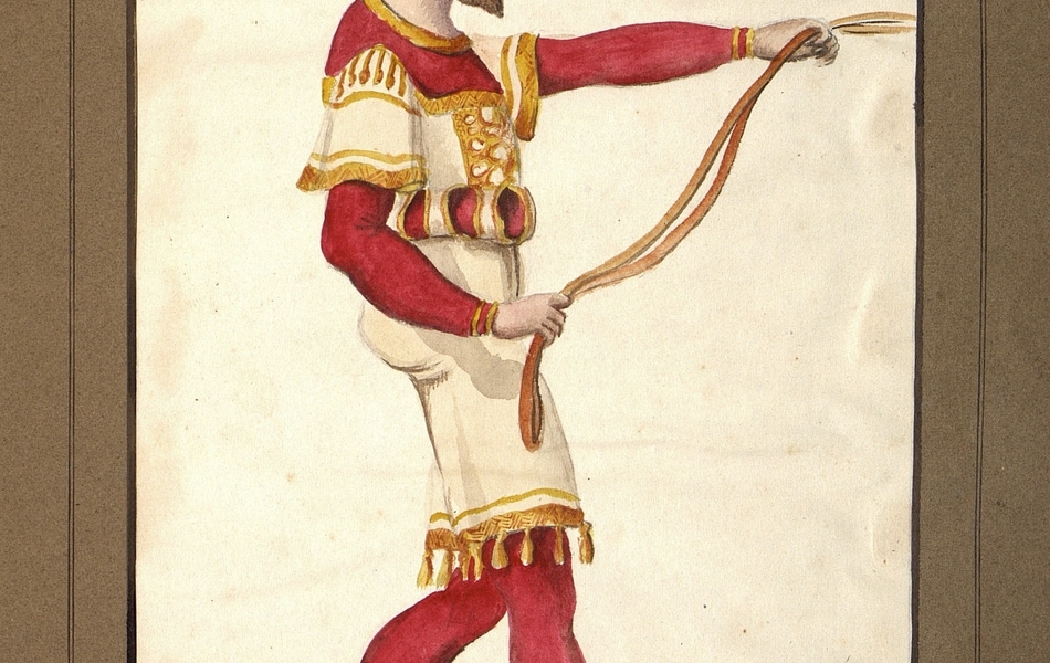 Homme de profil tenant les rênes d'un char.  L'homme est vêtu d'une tunique blanche bordée d'or sur un justaucorps rouge et porte des chausses noires avec des rayures blanches. Il est coiffé d'un chapeau rouge cerclé d'or avec une plume blanche.