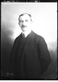 Photographie de Raoul Briquet, député du Pas-de-Calais (Agence Rol, 1914).