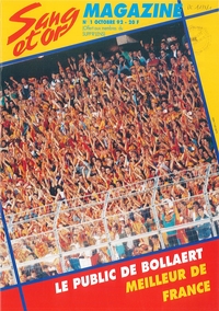 Couverture couleur d'un magazine montrant une foule de supporters dans les tribunes d'un stade au-dessus de la légende : "Le public de Bollaert meilleur de France".